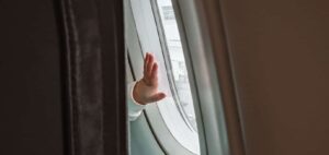 baby vliegen vliegtuig
