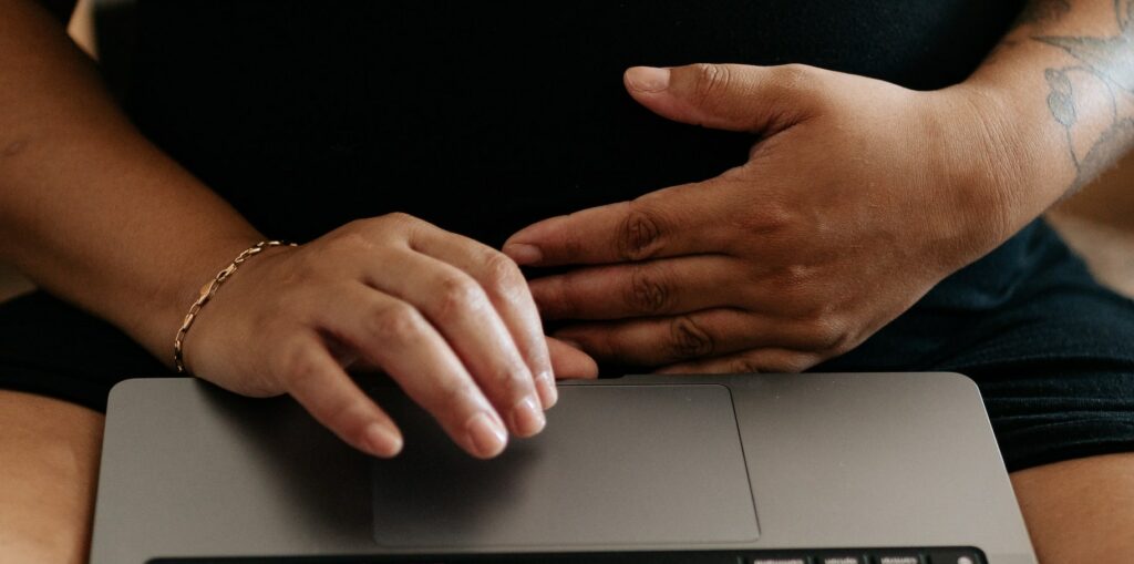 zwanger en werk doorbetaald tijdens verlof