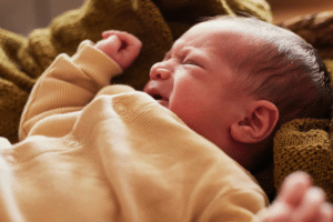 baby huilen slaap