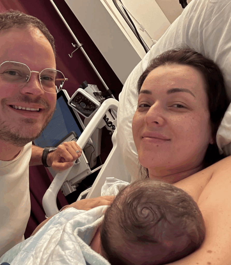 Mascha Feoktistova met dochter Nova Lila