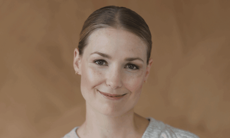 Frederieke How About Mom